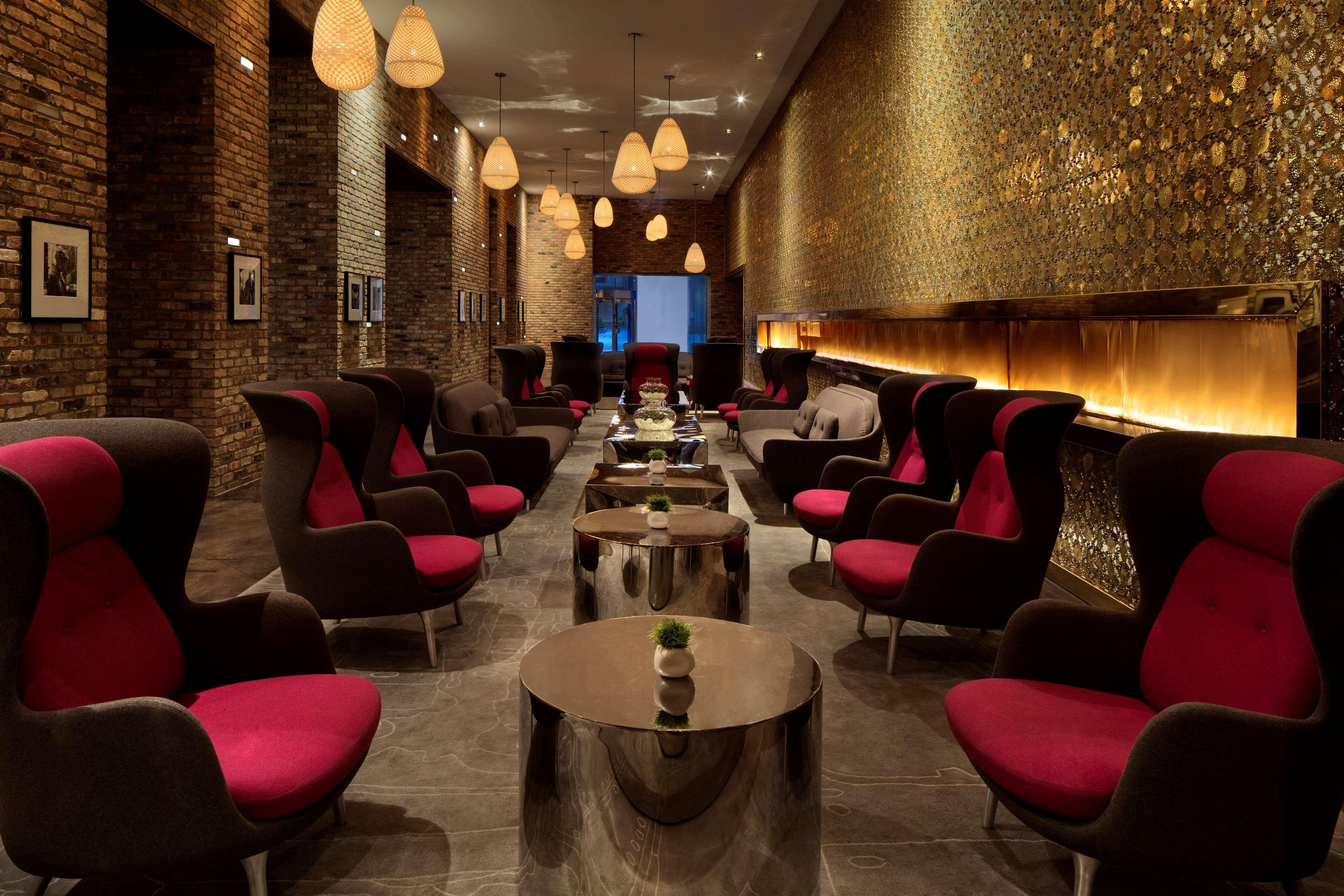 Radisson Blu Aqua Hotel, Чикаго Екстериор снимка
