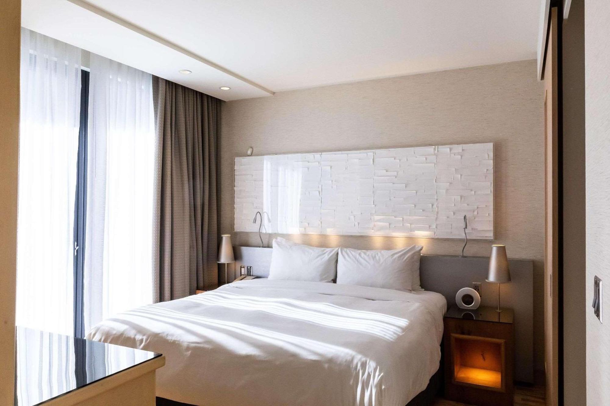 Radisson Blu Aqua Hotel, Чикаго Екстериор снимка
