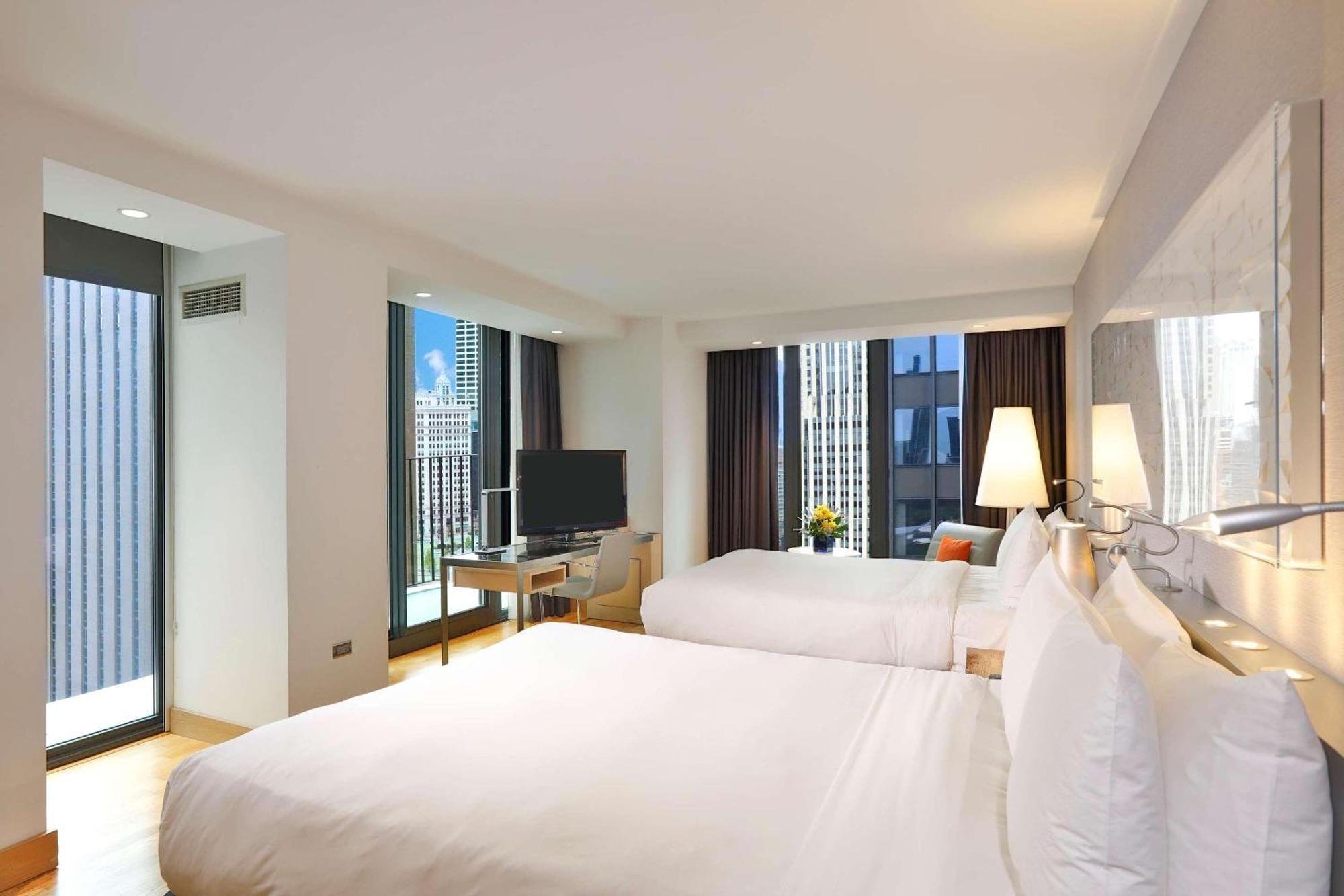 Radisson Blu Aqua Hotel, Чикаго Екстериор снимка