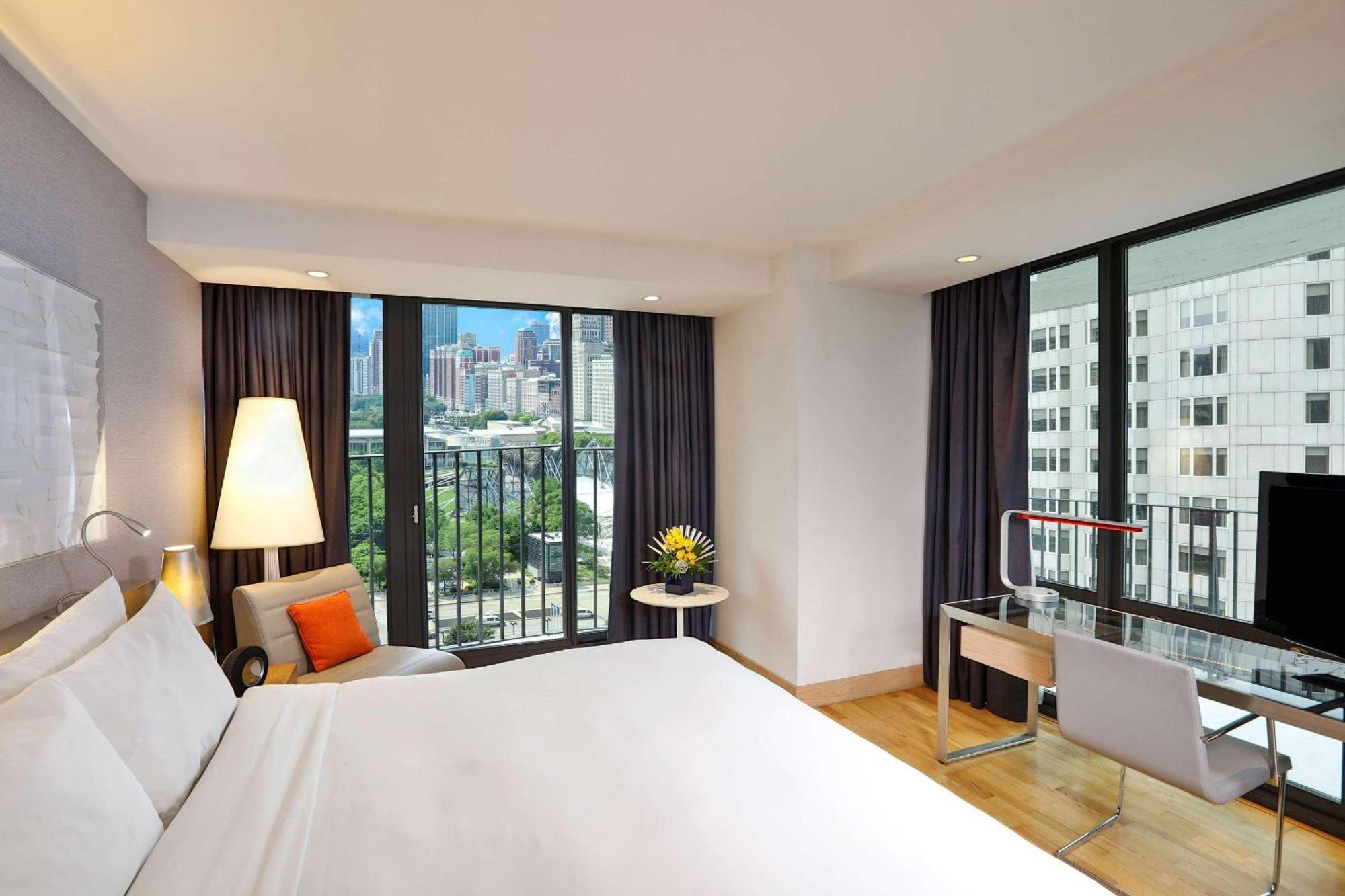 Radisson Blu Aqua Hotel, Чикаго Екстериор снимка